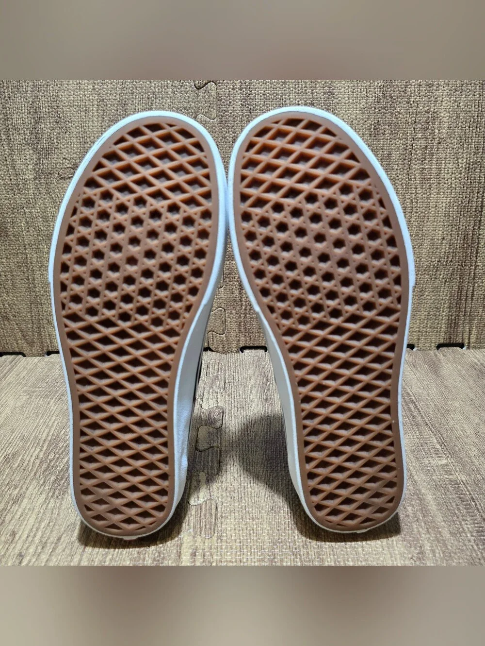 Vans Classic Slip-On Eyes In The Dark with Awesome Glow In The Dark Effect Unise